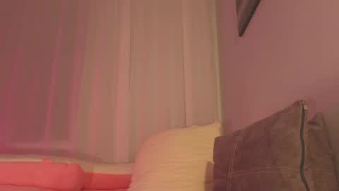 Alice online show from 06-14-26, 03:25