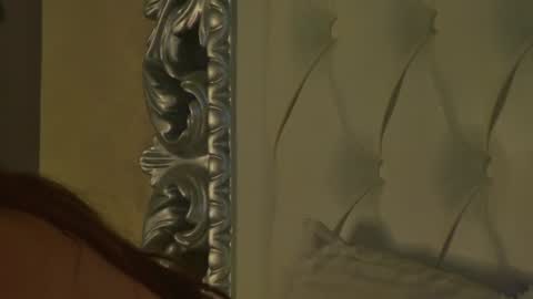 Snapshot of alice_munro chatting on 06-14-26, 02:24 AliceMunro online show from 06-14-26, 02:24