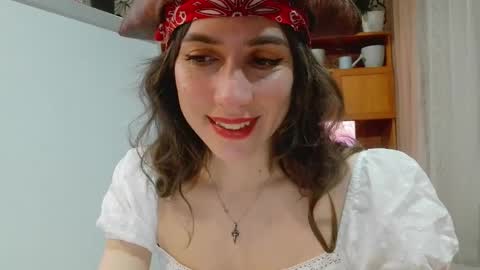 Snapshot of alice_sincere chatting on 04-24-26, 09:17 Alice Love you all online show from 04-24-26, 09:17