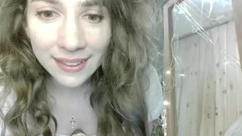 Snapshot of alice_sincere chatting on 05-02-26, 09:31 Alice Love you all online show from 05-02-26, 09:31