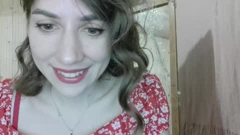 Snapshot of alice_sincere chatting on 05-03-26, 09:10 Alice Love you all online show from 05-03-26, 09:10