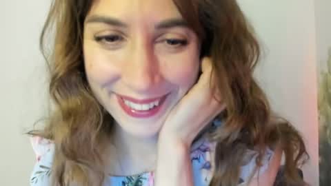Snapshot of alice_sincere chatting on 06-01-26, 09:16 Alice Love you all online show from 06-01-26, 09:16