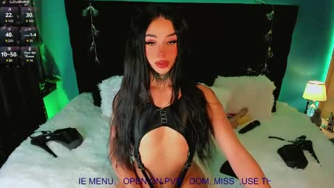 Snapshot of alicebby_bigcock19 chatting on 04-24-26, 10:28 Alice online show from 04-24-26, 10:28