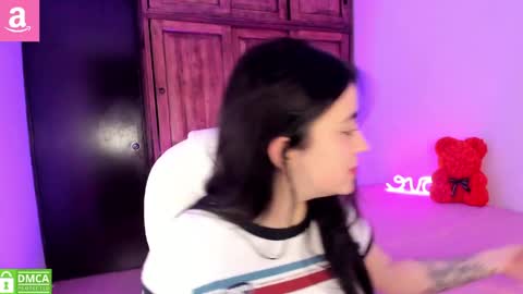 Aliceee  ..   97YP9VWGZHrefnav wishlist lists 1 online show from 04-17-26, 12:24