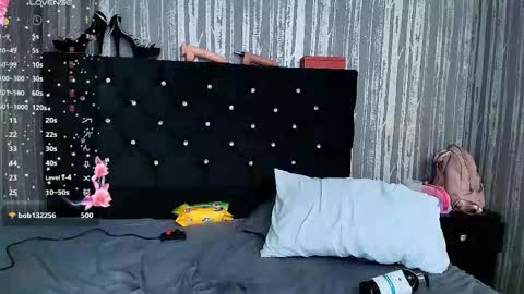 alicee_moonn online show from 11-06-25, 08:26