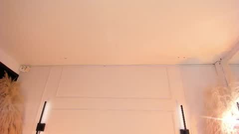 Snapshot of alicehanz_ chatting on 06-25-26, 04:12 Alice online show from 06-25-26, 04:12