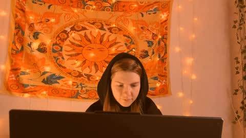 Alice online show from 04-11-26, 05:12