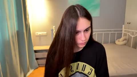 alicekollt online show from 06-24-26, 03:22