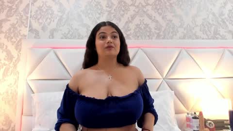 Alice Morelli  online show from 04-09-26, 03:39