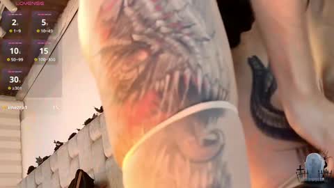 Snapshot of alicenoir_ chatting on 04-09-26, 11:10 alicenoir_ online show from 04-09-26, 11:10