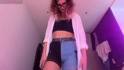 AlicePinkhead online show from 05-22-26, 08:32
