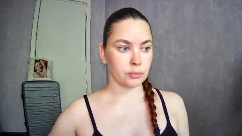 Snapshot of alicexfresh chatting on 06-21-26, 11:57 AlicexFresh online show from 06-21-26, 11:57