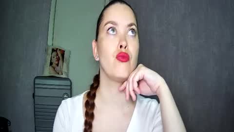 Snapshot of alicexfresh chatting on 07-10-26, 07:23 AlicexFresh online show from 07-10-26, 07:23