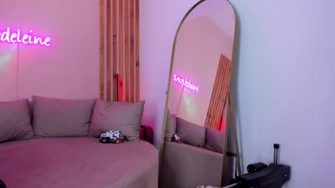 alicia_summer_ online show from 06-02-26, 08:44