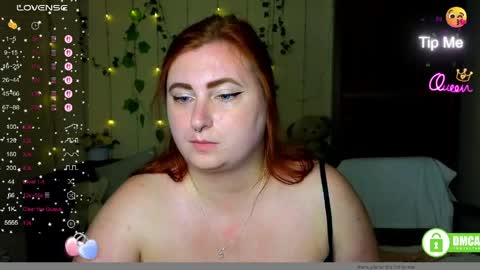 Snapshot of aliciaaared_kis chatting on 06-03-26, 02:33 Alicia online show from 06-03-26, 02:33