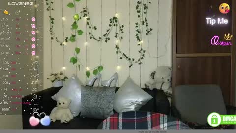 Snapshot of aliciaaared_kis chatting on 06-07-26, 05:22 Alicia online show from 06-07-26, 05:22