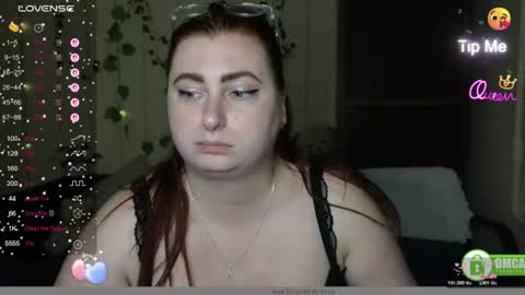 Snapshot of aliciaaared_kis chatting on 06-16-26, 11:24 Alicia online show from 06-16-26, 11:24