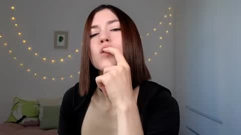 Snapshot of alicianoveli chatting on 07-17-26, 04:30 alicianoveli online show from 07-17-26, 04:30