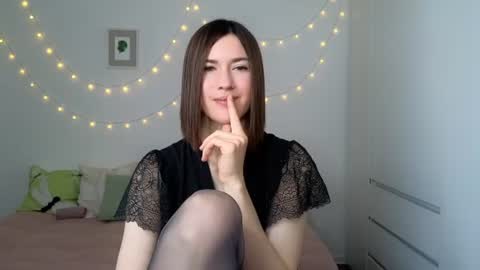 Snapshot of alicianoveli chatting on 07-20-26, 04:27 alicianoveli online show from 07-20-26, 04:27