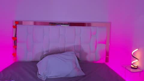 Alicia  online show from 04-10-26, 01:33