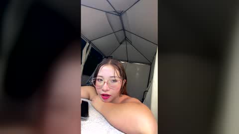 Alicia  online show from 05-31-26, 01:25