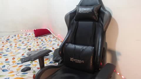 Snapshot of alid_17 chatting on 12-10-24, 10:47 Alid 17 online show from 12-10-24, 10:47