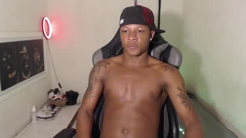 Snapshot of alid_17 chatting on 01-02-25, 04:13 Alid 17 online show from 01-02-25, 04:13