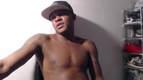 Snapshot of alid_17 chatting on 03-11-25, 04:21 Alid 17 online show from 03-11-25, 04:21