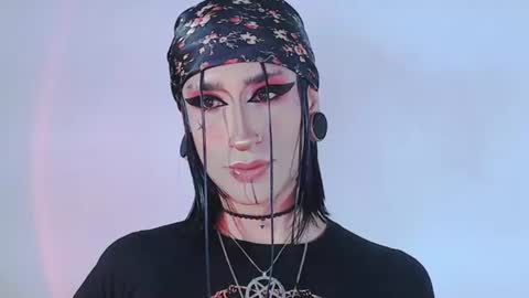     online show from 07-06-26, 11:40