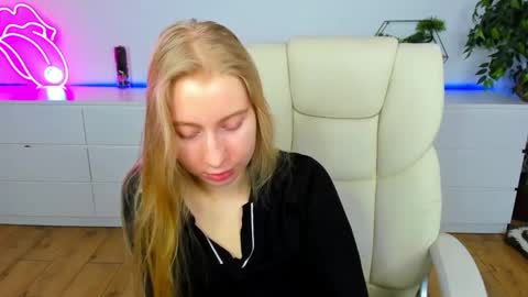 Alina online show from 02-05-26, 06:51