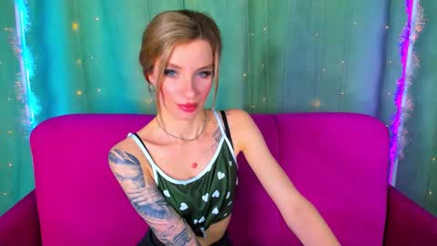 Alina online show from 01-19-26, 01:42