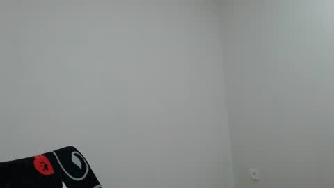 Snapshot of alinasei chatting on 07-06-26, 12:57 alinasei online show from 07-06-26, 12:57