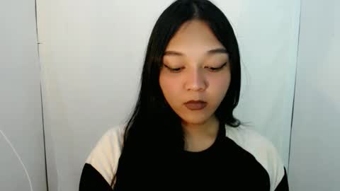 Snapshot of alisa_kiss_ chatting on 03-25-26, 11:00 Shanti xhey online show from 03-25-26, 11:00