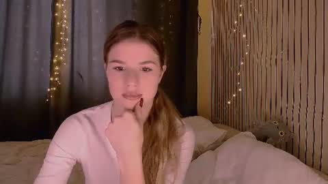 alisa_swan_ online show from 06-10-26, 12:37