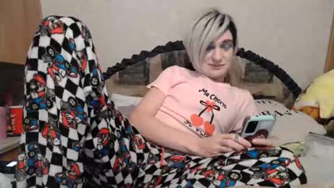 Alisha online show from 02-16-26, 04:19