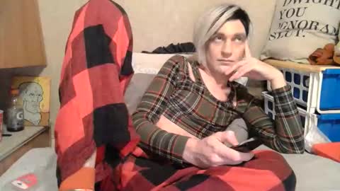 Alisha online show from 05-06-26, 02:40