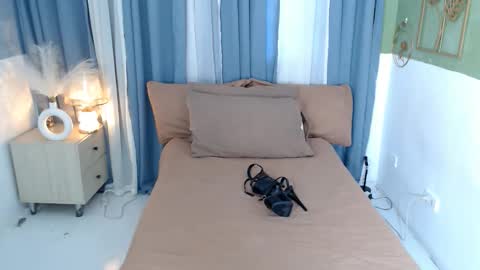 hotty online show from 04-18-26, 05:55