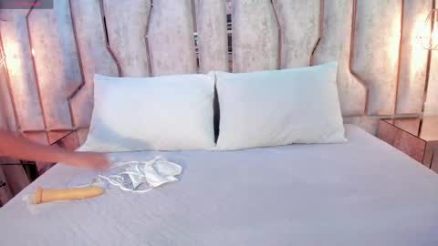 alisse_myers online show from 05-13-26, 03:04