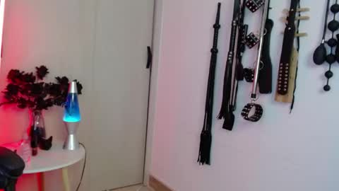 Alisson Beckett online show from 04-15-26, 07:58