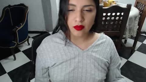 Snapshot of alix_beltran chatting on 01-12-26, 11:32 Alix online show from 01-12-26, 11:32