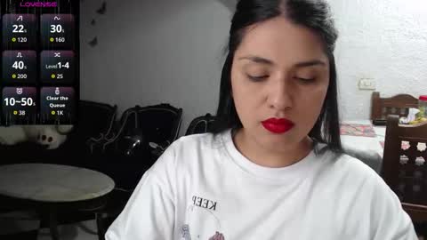 Snapshot of alix_beltran chatting on 02-09-26, 02:04 Alix online show from 02-09-26, 02:04