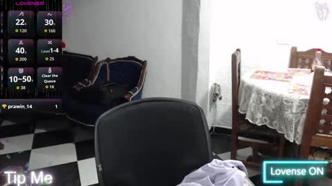 Snapshot of alix_beltran chatting on 03-21-26, 02:27 Alix online show from 03-21-26, 02:27