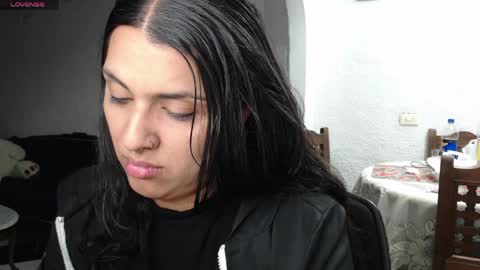 Snapshot of alix_beltran chatting on 04-01-26, 01:50 Alix online show from 04-01-26, 01:50