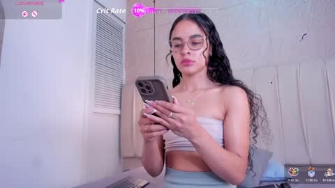 alizza_ online show from 05-19-26, 11:38