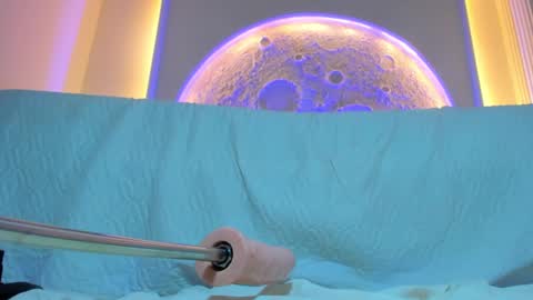 Snapshot of allanna_15_ chatting on 12-14-24, 05:47 Allanna online show from 12-14-24, 05:47