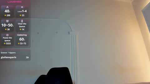 Snapshot of allanna_15_ chatting on 01-22-25, 01:00 Allanna online show from 01-22-25, 01:00