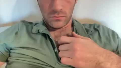 Snapshot of allen_ethan221 chatting on 06-03-26, 05:18 Allen online show from 06-03-26, 05:18