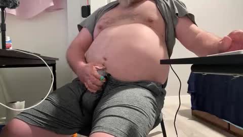 Allergictolove online show from 04-12-26, 02:33