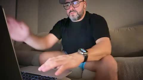 Allessandro online show from 11-08-25, 01:28