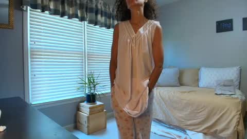 Snapshot of allgood4u chatting on 07-09-26, 02:10 wishlist on bio online show from 07-09-26, 02:10